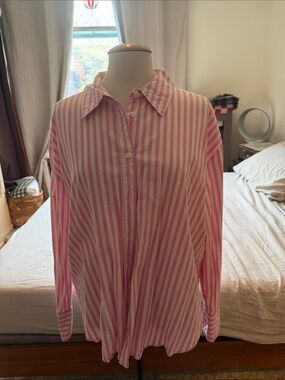 H&M Pink and White Striped Button-Up Shirt